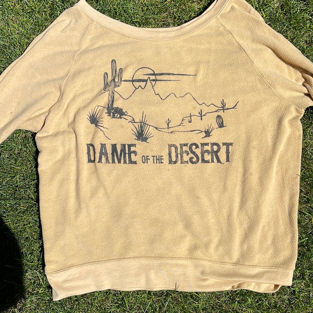Brokedown Clothing yellow Dame of the Desert long-sleeve relaxed-fit, size Large